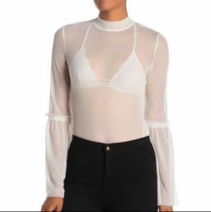 Show me your Mumu the Clara top